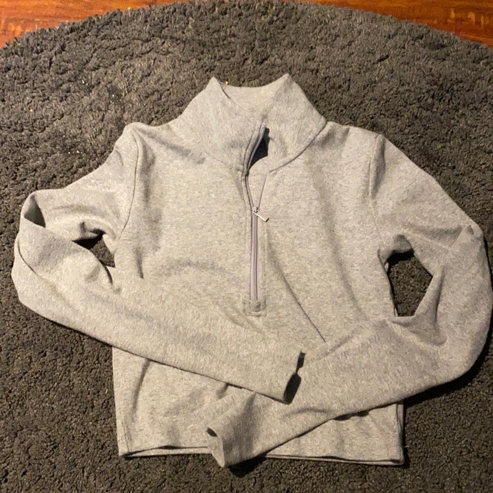 Sweater crop top